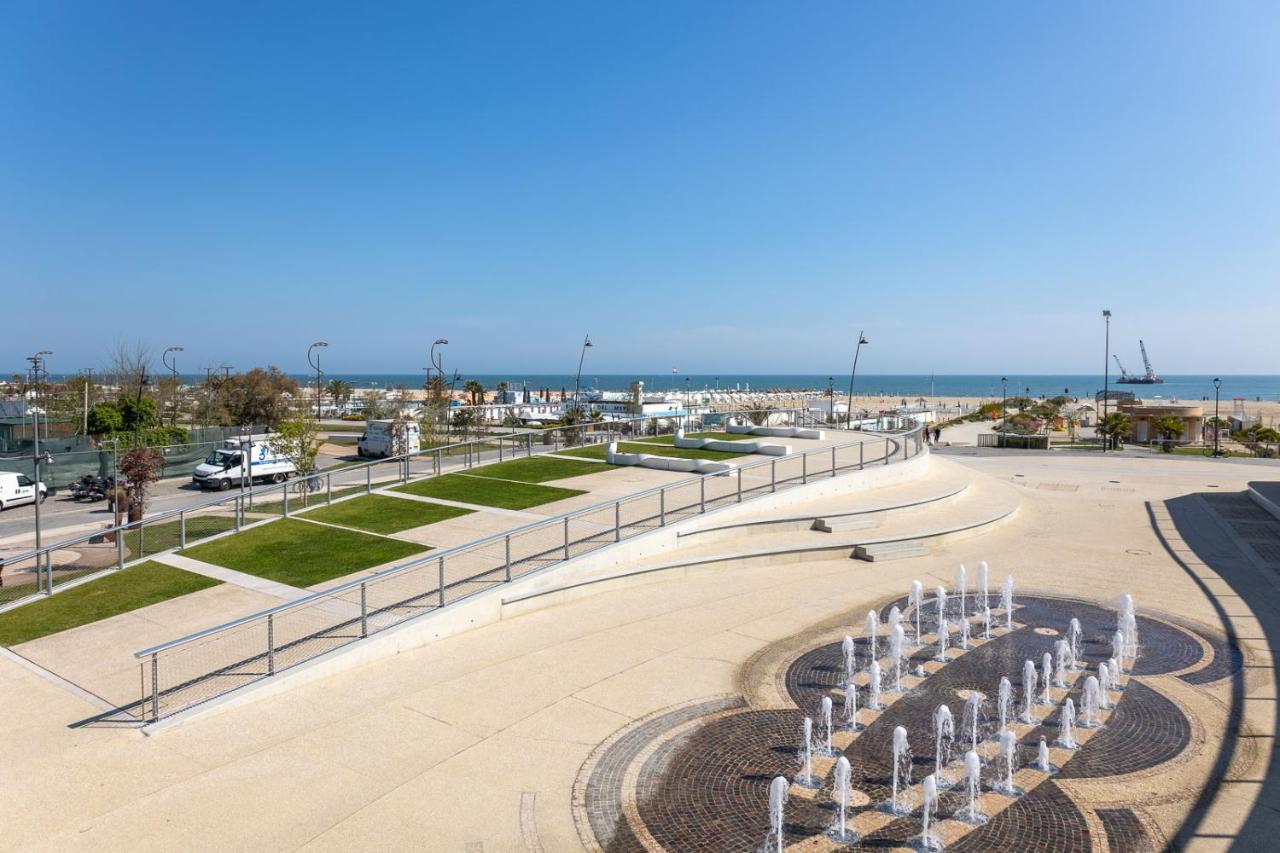 Romantico Open Space A 3Min Dalla Spiaggia - Homeunity Rimini Exterior foto